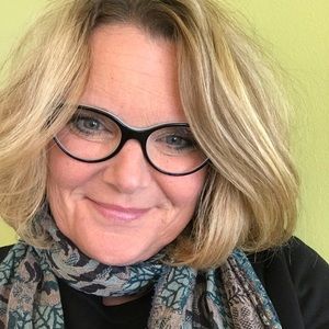 Meet your Posher, Nora